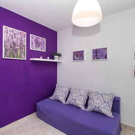 Dijana Apartment *