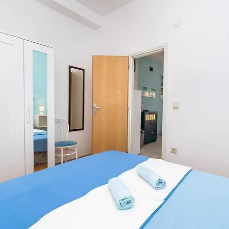 Dijana Apartment *