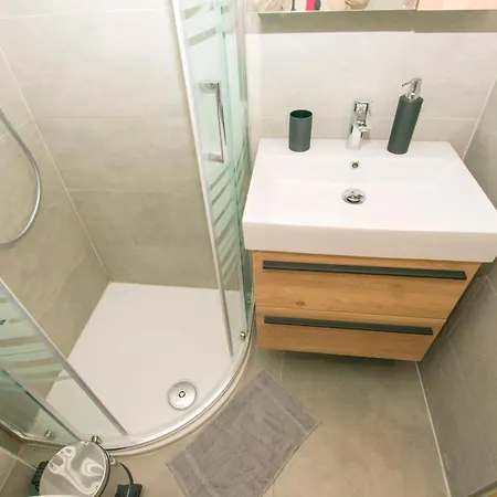 Dijana Apartmán Pakoštane